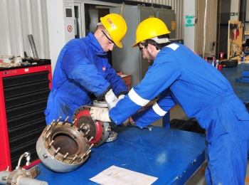 Крупноузловая сборка и разборка промышленного оборудования